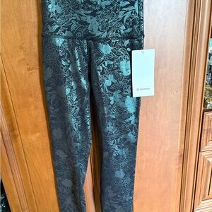 Lululemon Wunder Train HR Tight in Black